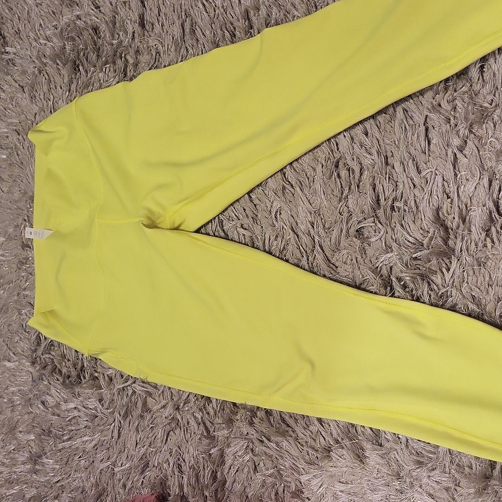 EUC neon lululemon leggings